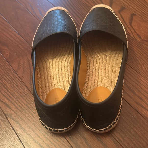 Authentic GUCCI black espadrilles size 39 ( US 8.5) never worn - Picture 3 of 5